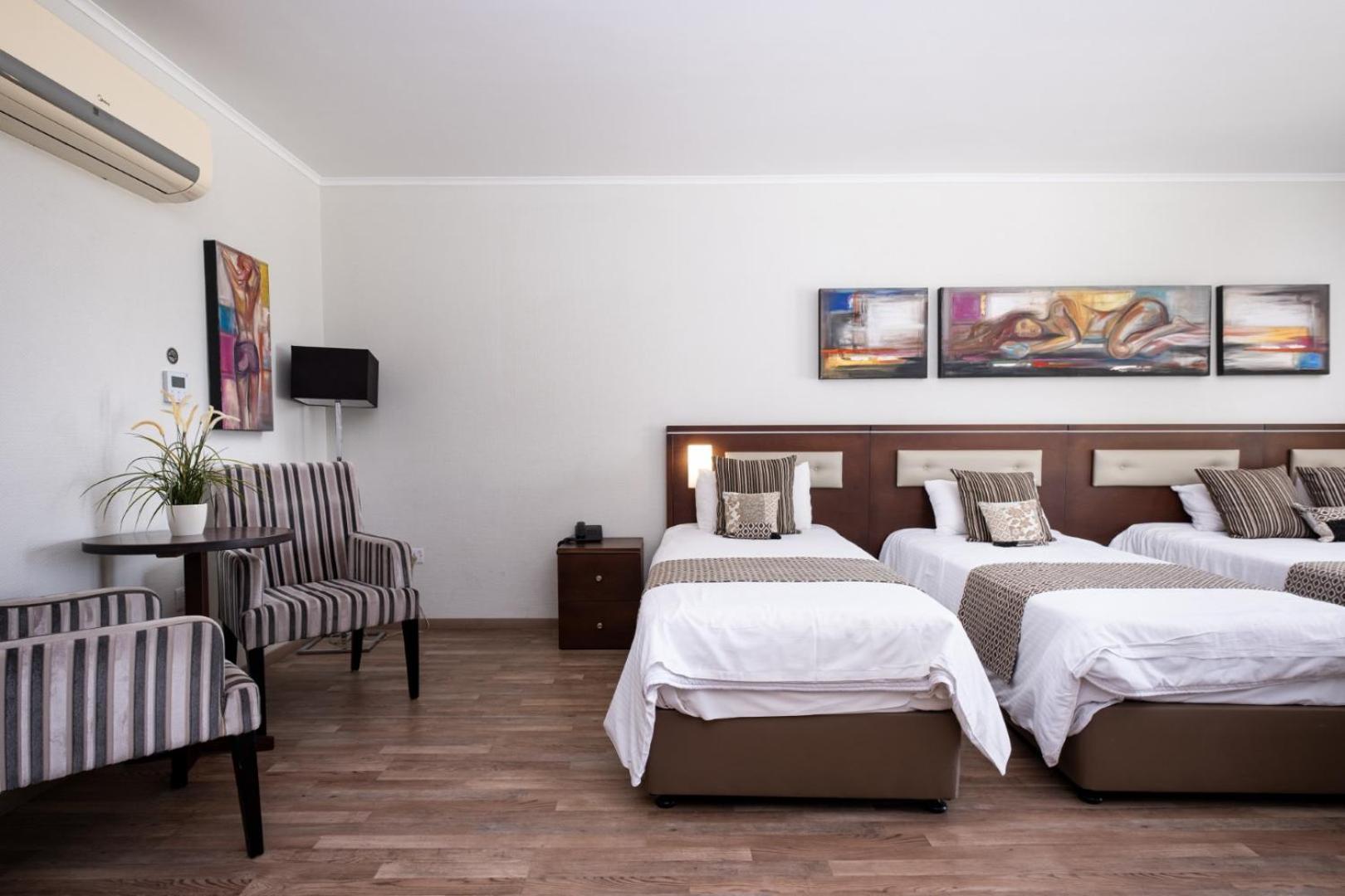 Livadhiotis City Hotel Larnaca Exterior foto
