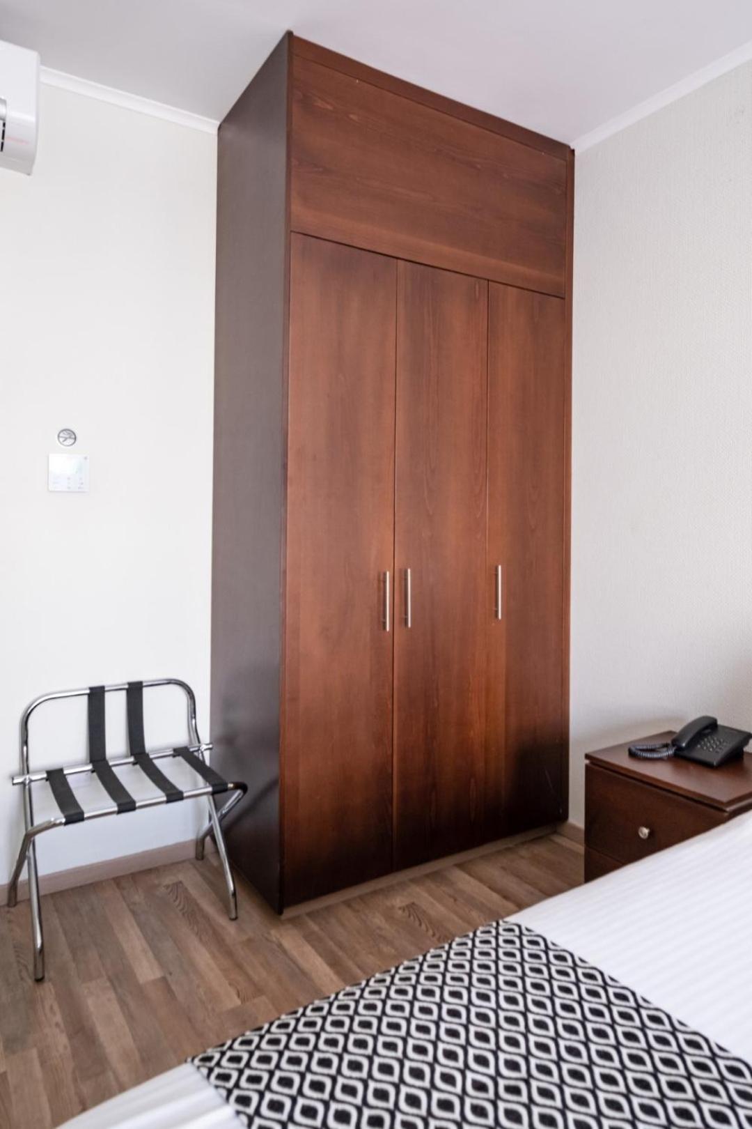 Livadhiotis City Hotel Larnaca Exterior foto