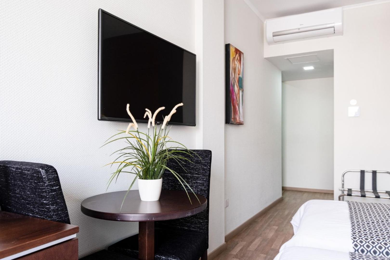 Livadhiotis City Hotel Larnaca Exterior foto