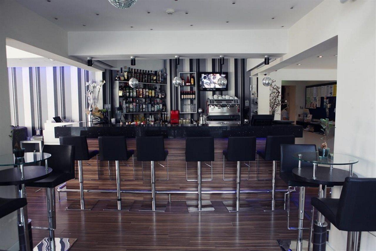 Livadhiotis City Hotel Larnaca Exterior foto